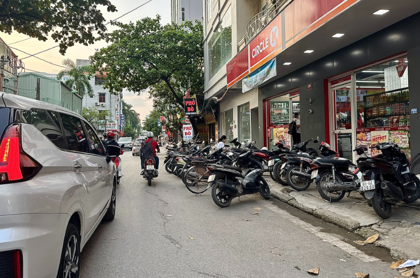 Hà Nội: Tăng gấp đôi mức phạt với nhiều hành vi vi phạm trật tự đô thị
