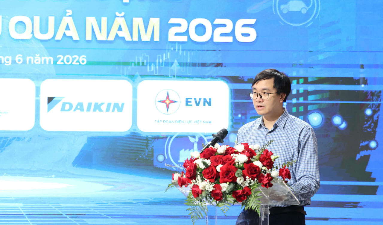 Ông Phạm Viết Thạch - Phó Trưởng ban Môi trường và phát triển bền vững phát biểu