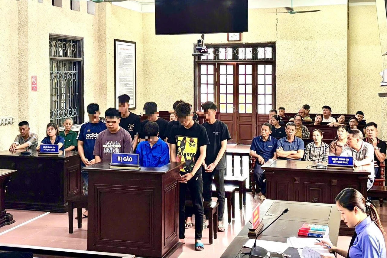 Bản án thích đáng cho các đối tượng mang hung khí đi diễu phố