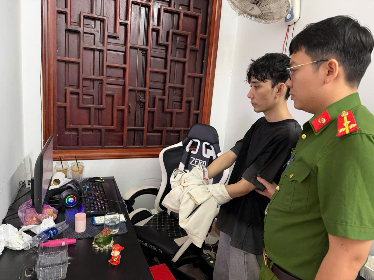 Triệt phá đường dây làm giả giấy tờ, tài liệu của cơ quan, tổ chức trên không gian mạng
