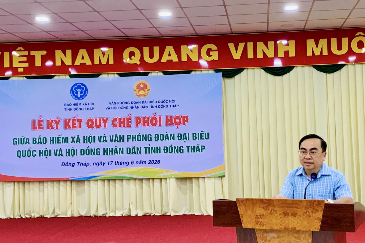 Ông Phạm Đăng Hiếu&nbsp;Chánh Văn phòng Đoàn ĐBQH và HĐND tỉnh Đồng Tháp &nbsp;phát biểu tại buổi lễ ký kết
