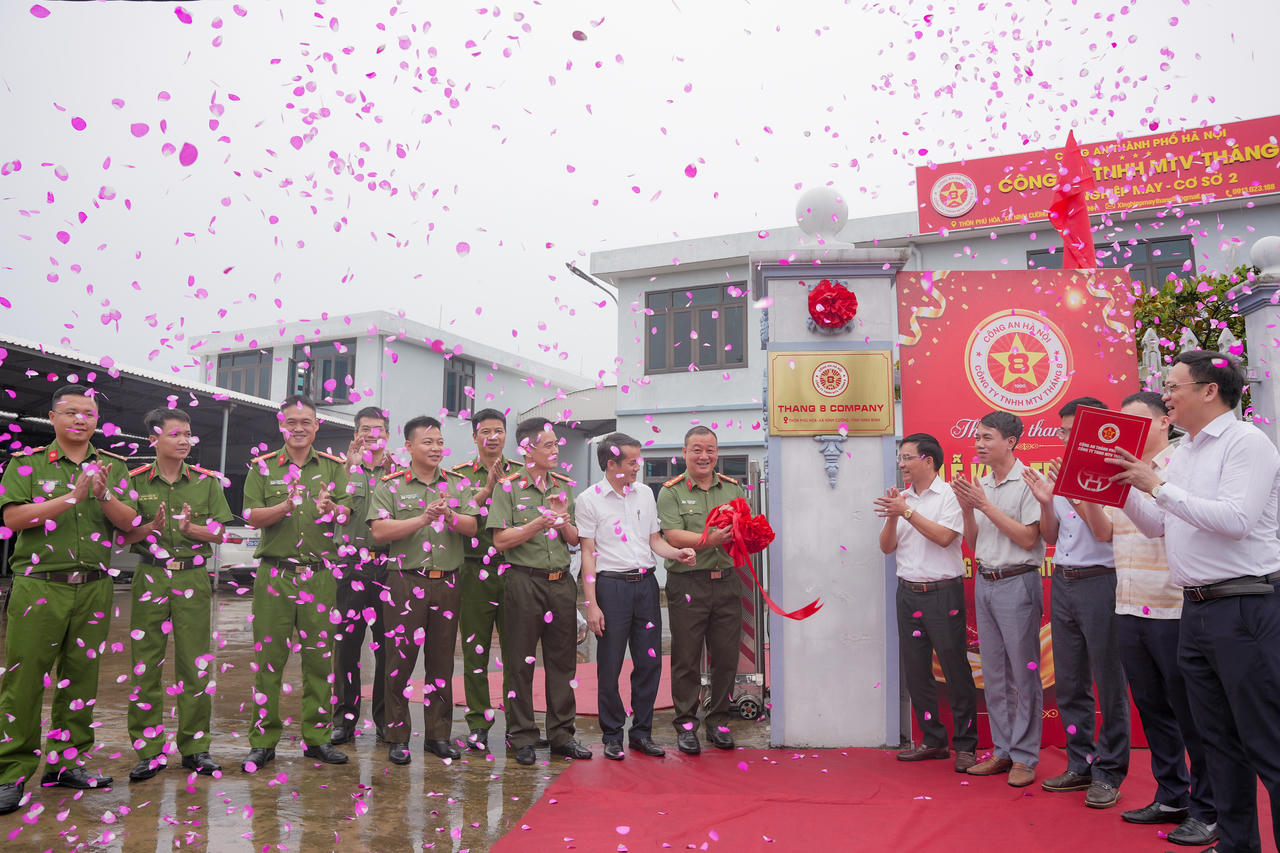 Công ty TNHH MTV Tháng Tám khai trương Xí nghiệp May – Cơ sở 2 tại Ninh Bình