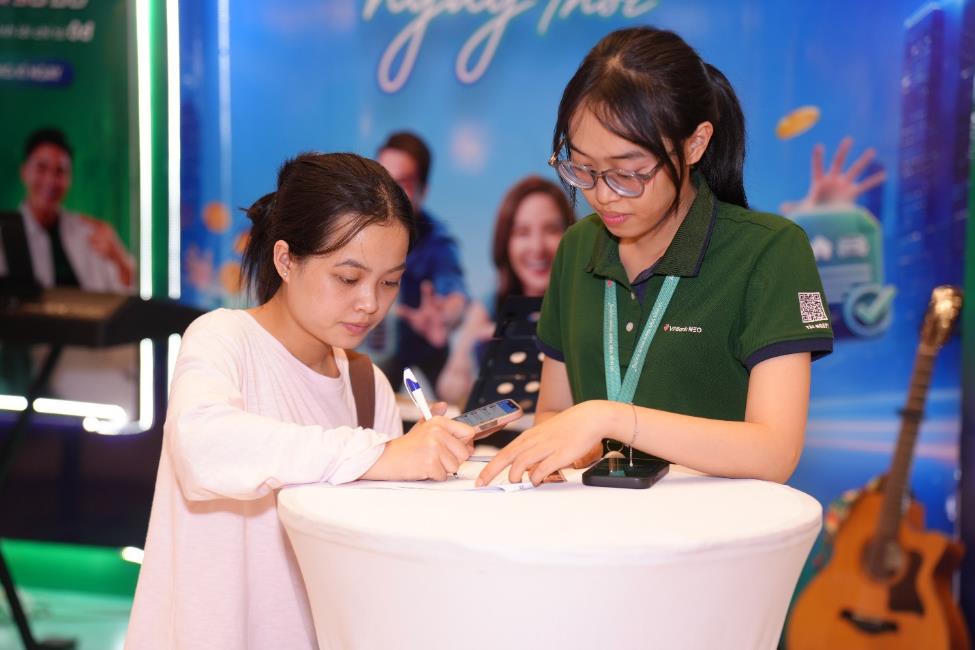 VPBank mong muốn tạo thêm nhiều điểm “chạm” giữa thương hiệu và cộng đồng tại từng địa phương. Ảnh VPBank.
