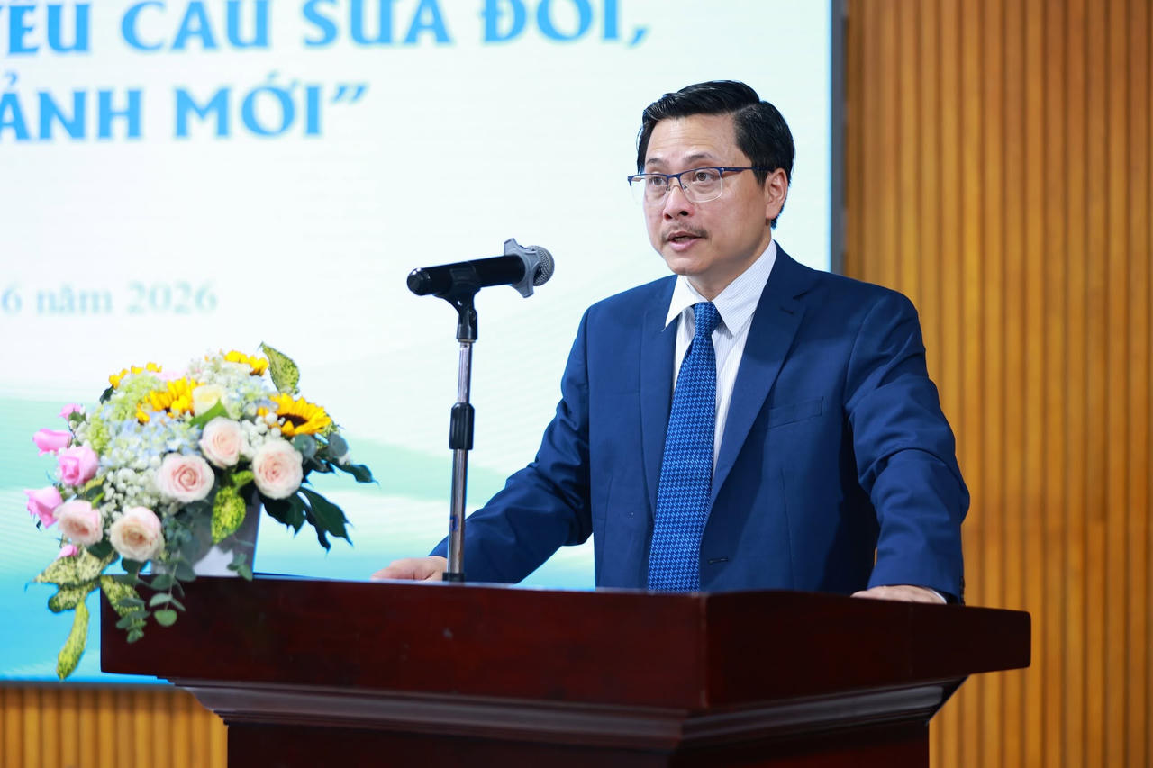 PGS.TS. Trần Việt Dũng, Phó Hiệu trưởng Trường Đại học Luật TP HCM phát biểu khai mạc hội thảo.