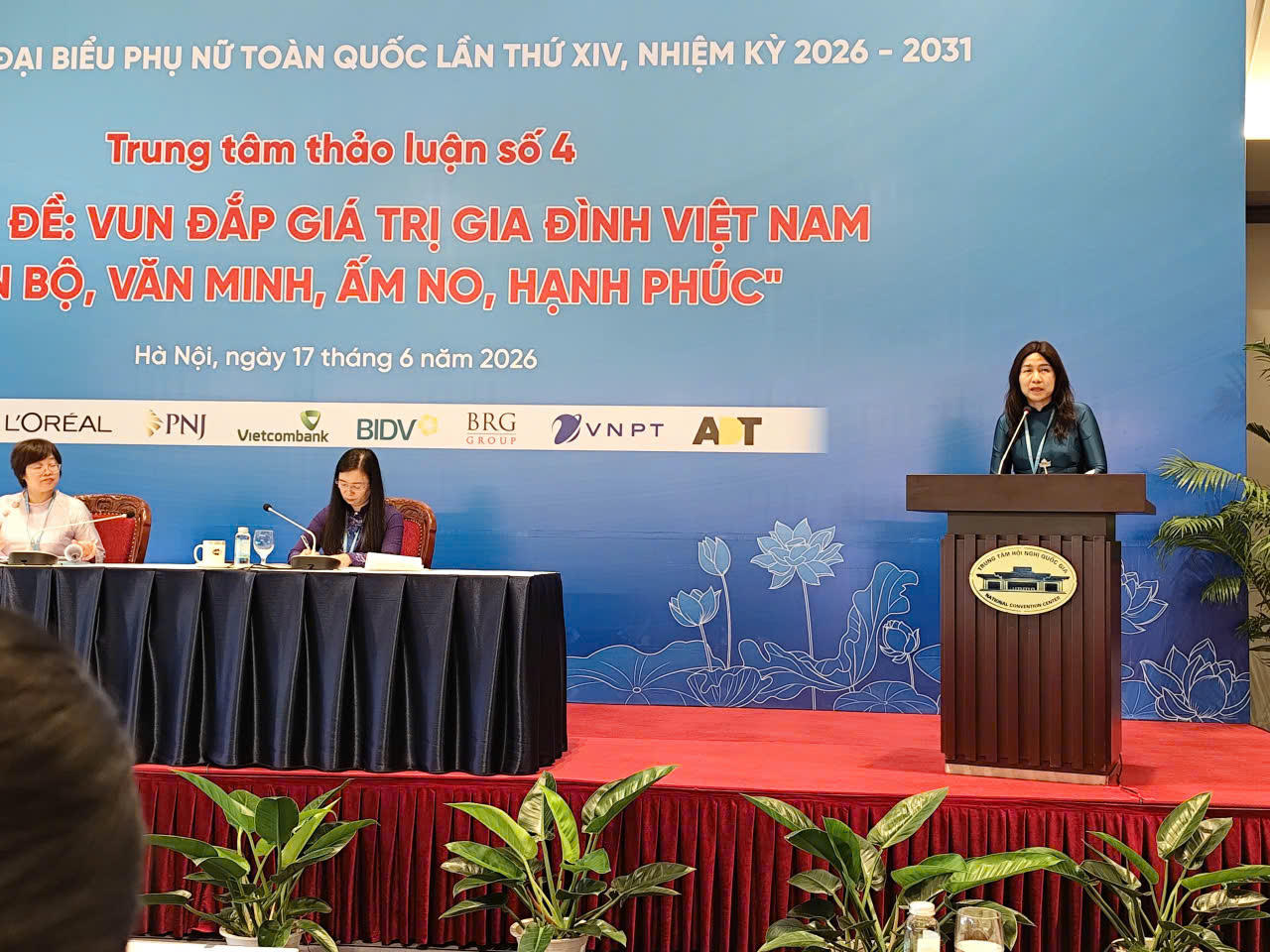 Theo&nbsp;bà Nguyễn Thị Nga - &nbsp;Phó Cục trưởng Cục Bà mẹ và Trẻ em (Bộ Y tế) cần lượng hóa để đo lường, đánh giá hiệu quả, thực chất trong việc bảo đảm an toàn cho phụ nữ, trẻ em. Ảnh PV