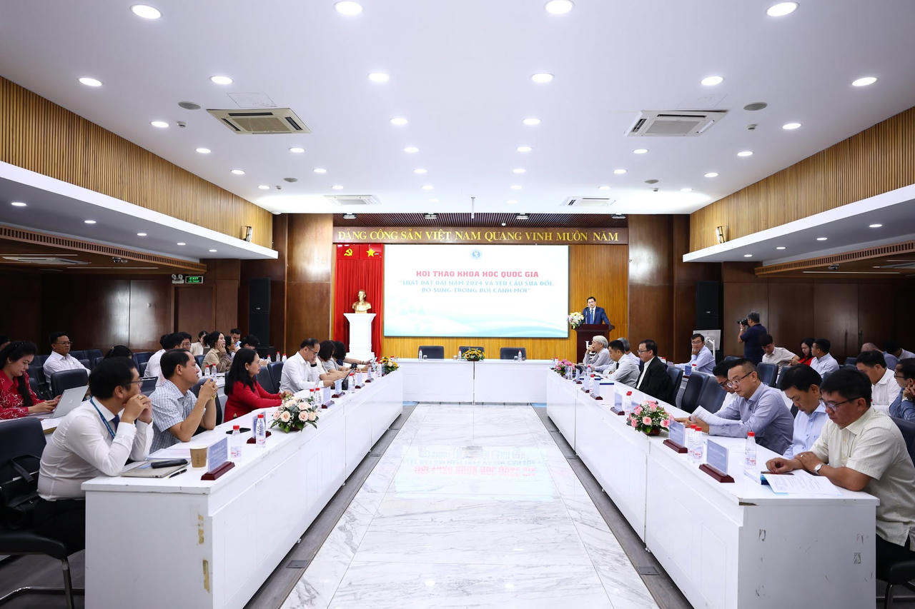 Quang cảnh hội thảo