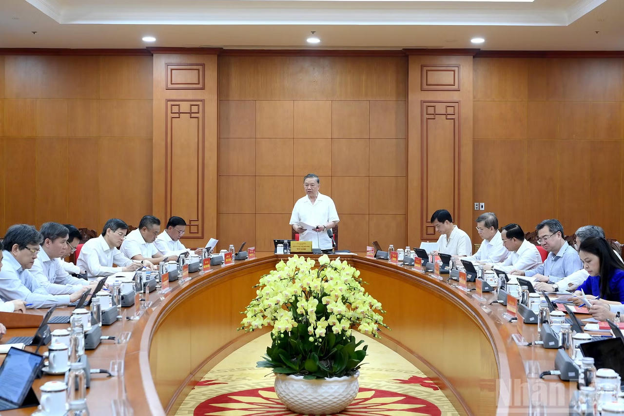 Tổng Bí thư, Chủ tịch nước: Tổng kết 100 năm phải tạo ra giá trị mới, nhận thức mới