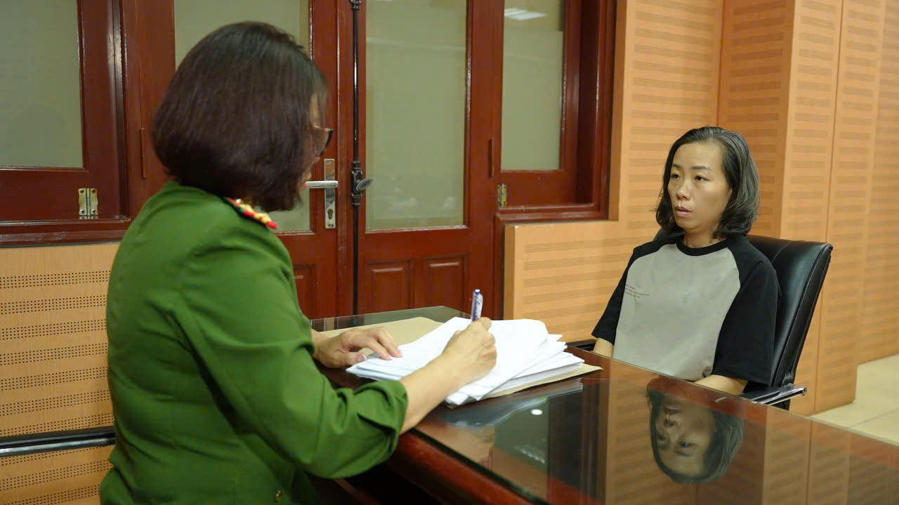 Hà Nội: Khởi tố vụ án buôn lậu chân gà “siêu khủng” tiêu thụ trong nước