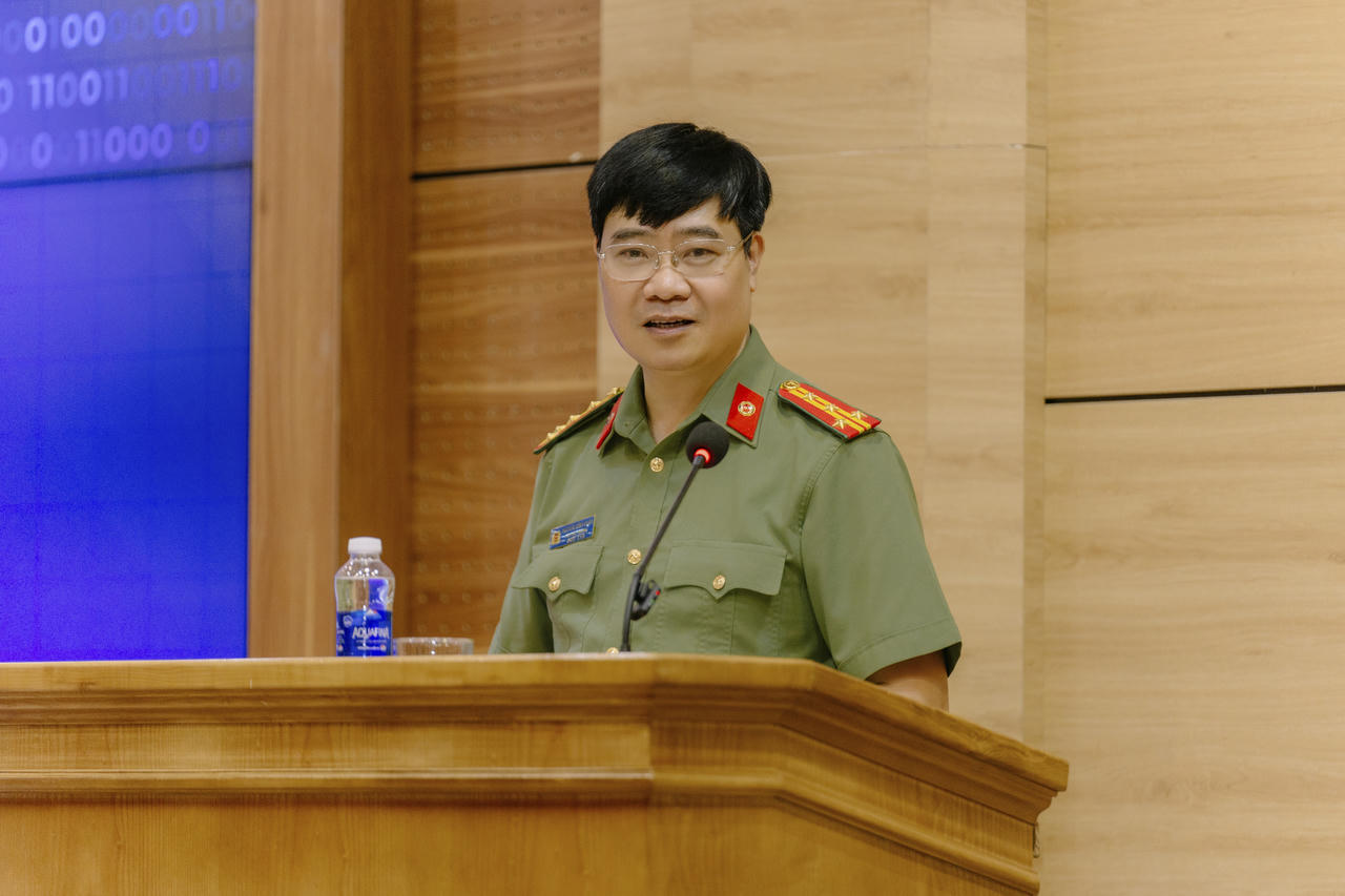  Đại tá Nguyễn Hồng Quân: Khi thông tin sai lệch lan rộng, niềm tin xã hội bị xói mòn.