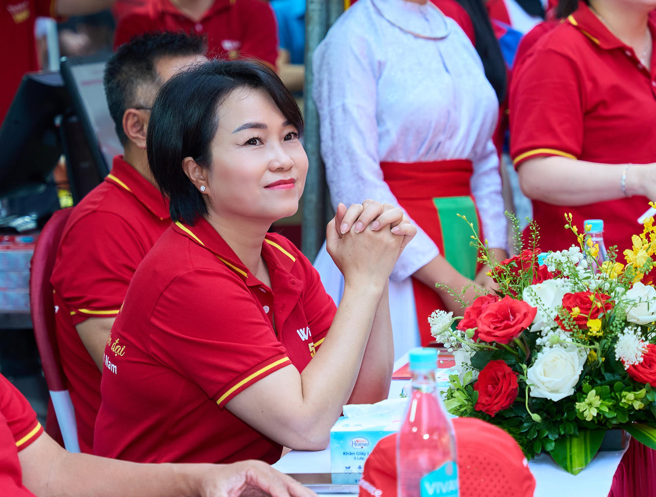 Tổng Giám đốc WinCommerce Phương Nguyễn tại lễ khai trương.