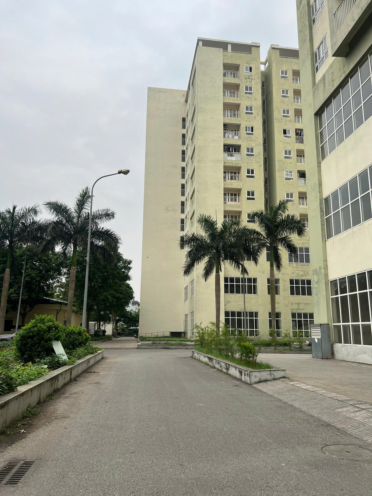 Khu nhà ở Thượng Thanh, Long Biên được bố trí phục vụ tái định cư cho người dân thuộc Dự án cầu Tứ Liên, cầu Trần Hưng Đạo.