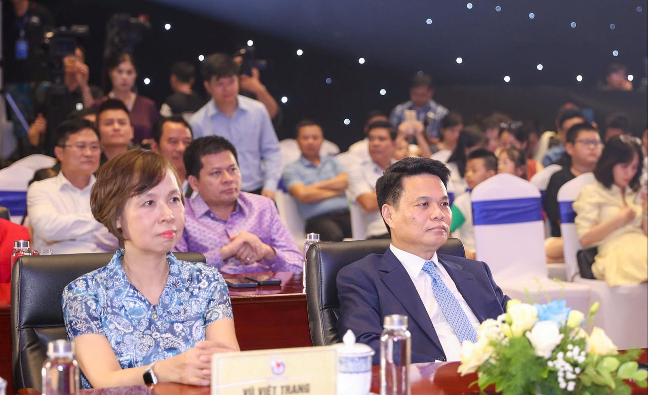 Tiết mục “Nghề báo tôi yêu” của Báo và Phát thanh, Truyền hình Sơn La đạt Giải Nhất Cuộc thi Tiếng hát Người làm báo
