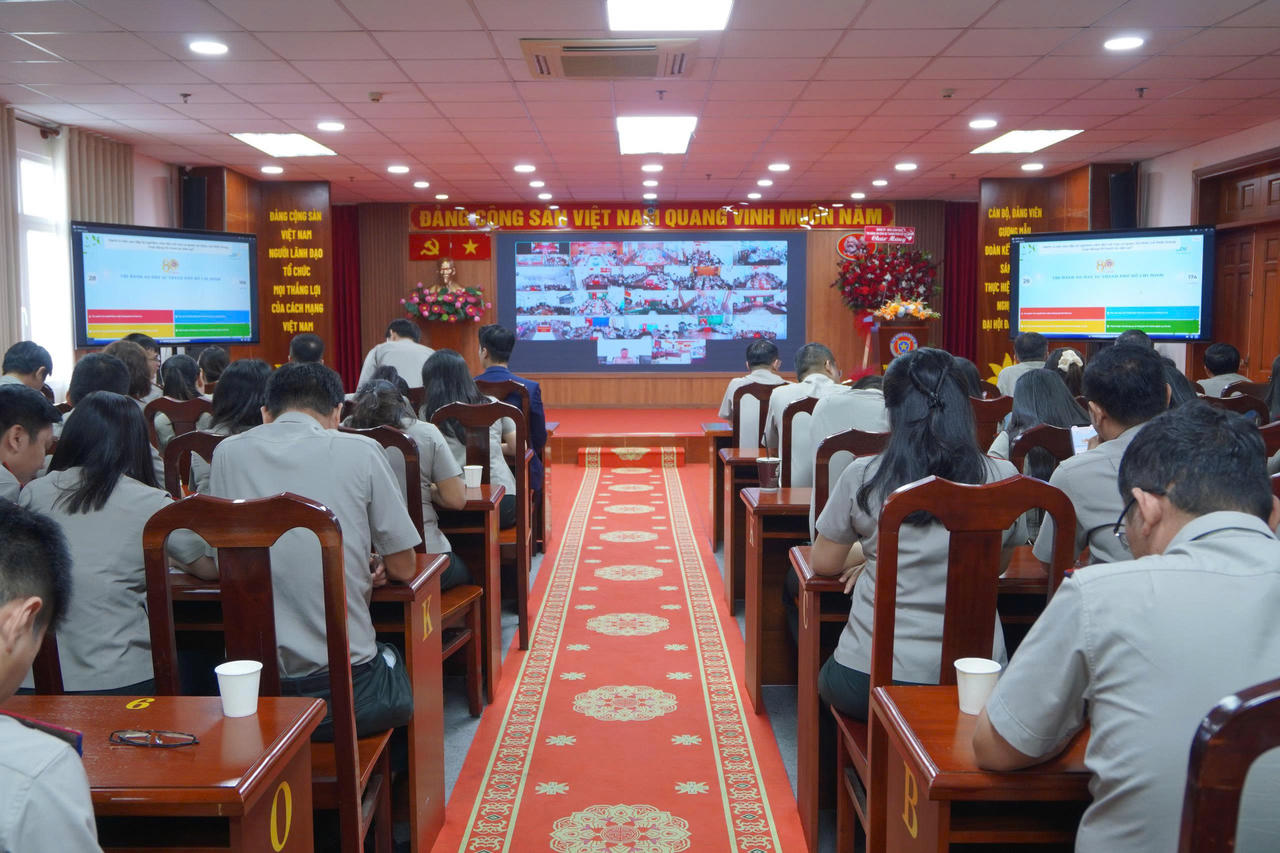 Thi hành án dân sự Thành phố Hồ Chí Minh: Hơn 1.000 công chức, người lao động đồng loạt thi tìm hiểu Luật Thi hành án dân sự năm 2025