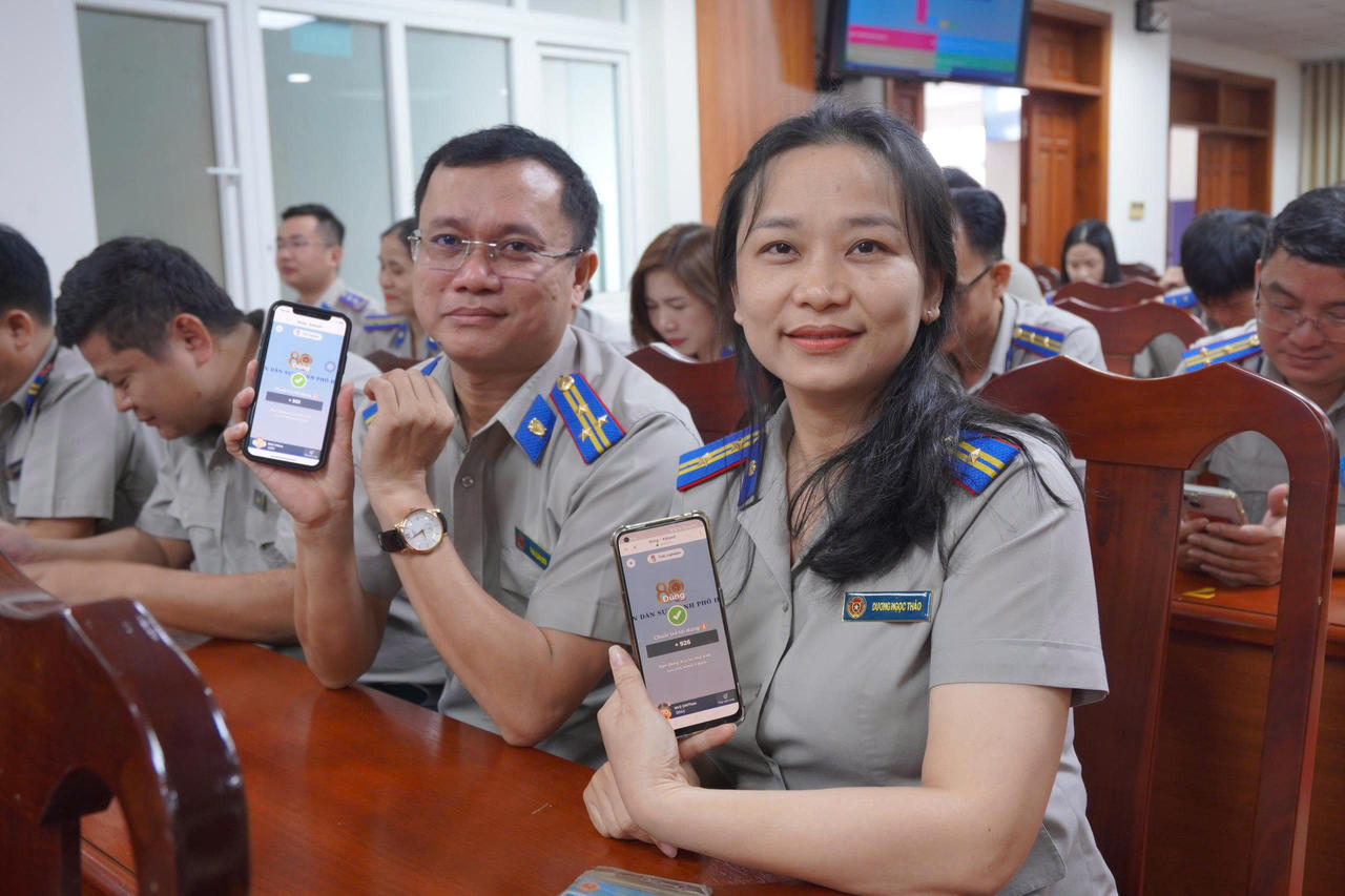 Thi hành án dân sự Thành phố Hồ Chí Minh: Hơn 1.000 công chức, người lao động đồng loạt thi tìm hiểu Luật Thi hành án dân sự năm 2025