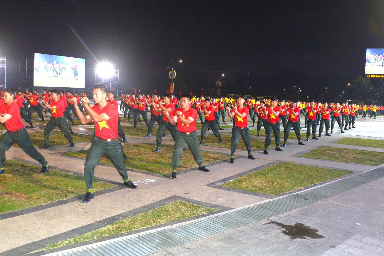 Hội thao Quân sự, võ thuật và thể thao CAND khu vực III năm 2026 quy tụ 34 đoàn đến từ Công an 17 tỉnh, thành phố khu vực phía Nam và miền Trung - Tây Nguyên.