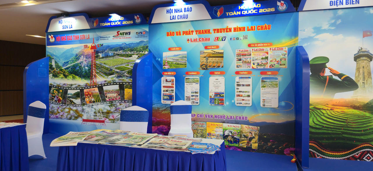 Gần 90 gian trưng bày mang đậm bản sắc riêng từng đơn vị tại Hội Báo toàn quốc