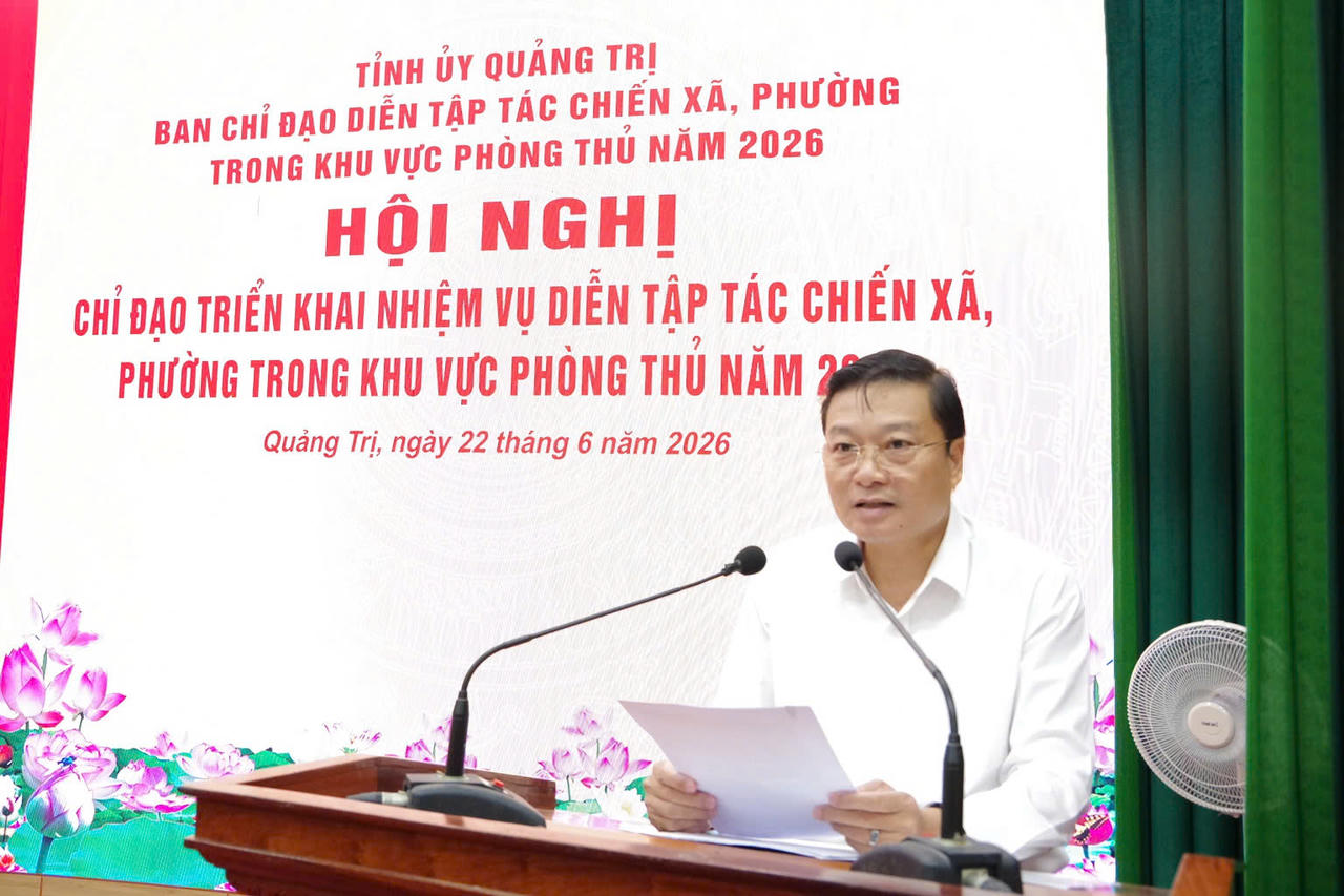 Ông&nbsp;Lê Hồng Vinh, Phó Bí thư Tỉnh ủy, Chủ tịch UBND tỉnh, Phó Trưởng ban Chỉ đạo phát biểu tại hội nghị.