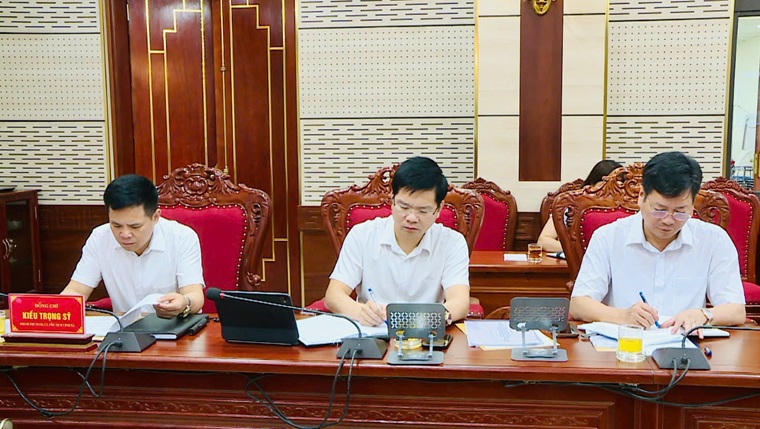 Đại biểu tham dự tại hội nghị (Ảnh: Trang TTĐT xã Phúc Thọ).