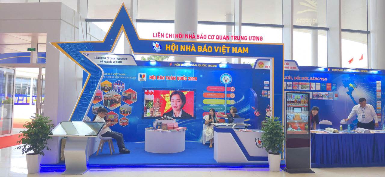 Gần 90 gian trưng bày mang đậm bản sắc riêng từng đơn vị tại Hội Báo toàn quốc