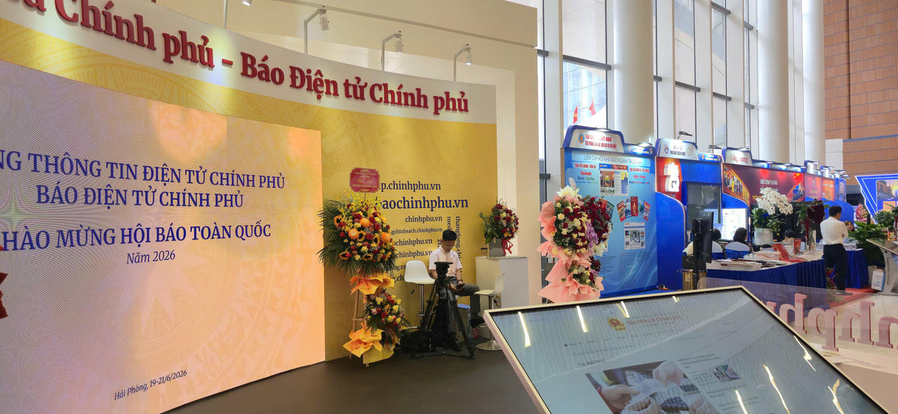 Gần 90 gian trưng bày mang đậm bản sắc riêng từng đơn vị tại Hội Báo toàn quốc