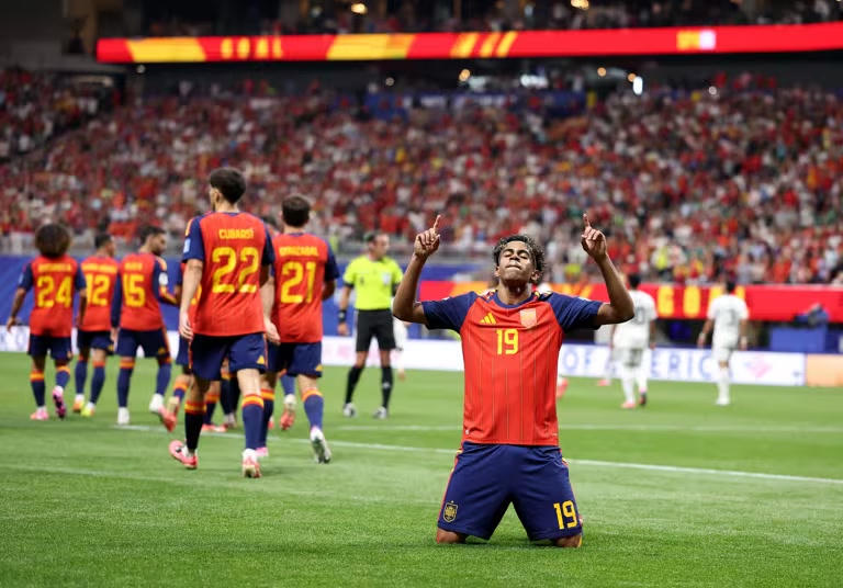 Lamine Yamal tỏa sáng trong ngày Tây Ban Nha thắng Ả rập Xê út 4-0. (Ảnh FIFA)