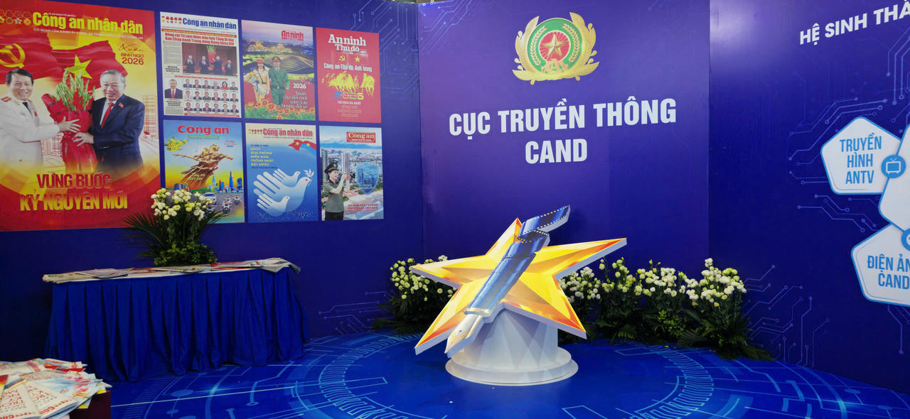 Gần 90 gian trưng bày mang đậm bản sắc riêng từng đơn vị tại Hội Báo toàn quốc