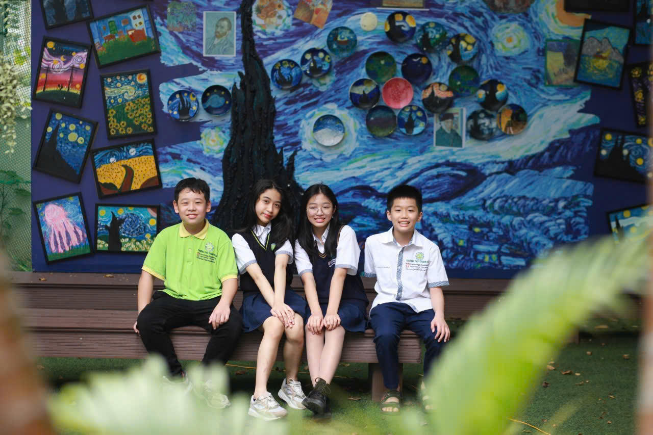 Vĩ thanh về những “người lái đò” mùa “vượt vũ môn”