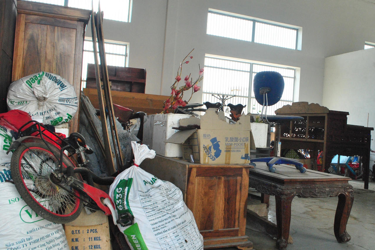 Ảnh đại diện Chuyện nghề THADS: Thu hồi tài sản đất đai trong thi hành án “nút thắt” và lối ra từ thực tiễn ở Hà Tĩnh Bài 1: “Tấc đất, tấc vàng” cuộc giằng co dai dẳng trong hành trình thu hồi tài sản thi hành án