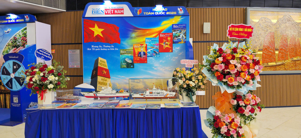 Gần 90 gian trưng bày mang đậm bản sắc riêng từng đơn vị tại Hội Báo toàn quốc