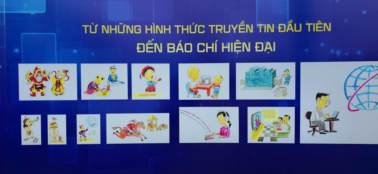 Gần 90 gian trưng bày mang đậm bản sắc riêng từng đơn vị tại Hội Báo toàn quốc