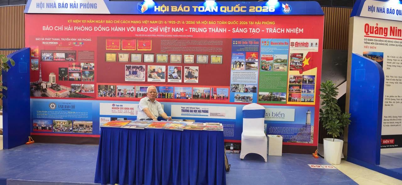 Gần 90 gian trưng bày mang đậm bản sắc riêng từng đơn vị tại Hội Báo toàn quốc
