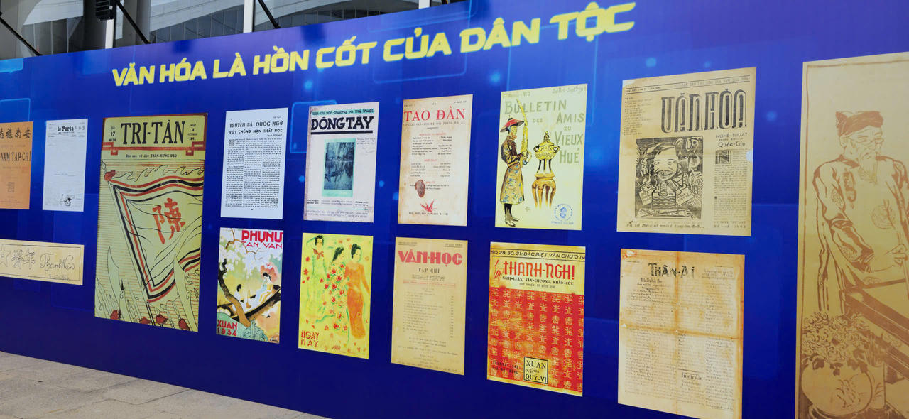 Gần 90 gian trưng bày mang đậm bản sắc riêng từng đơn vị tại Hội Báo toàn quốc
