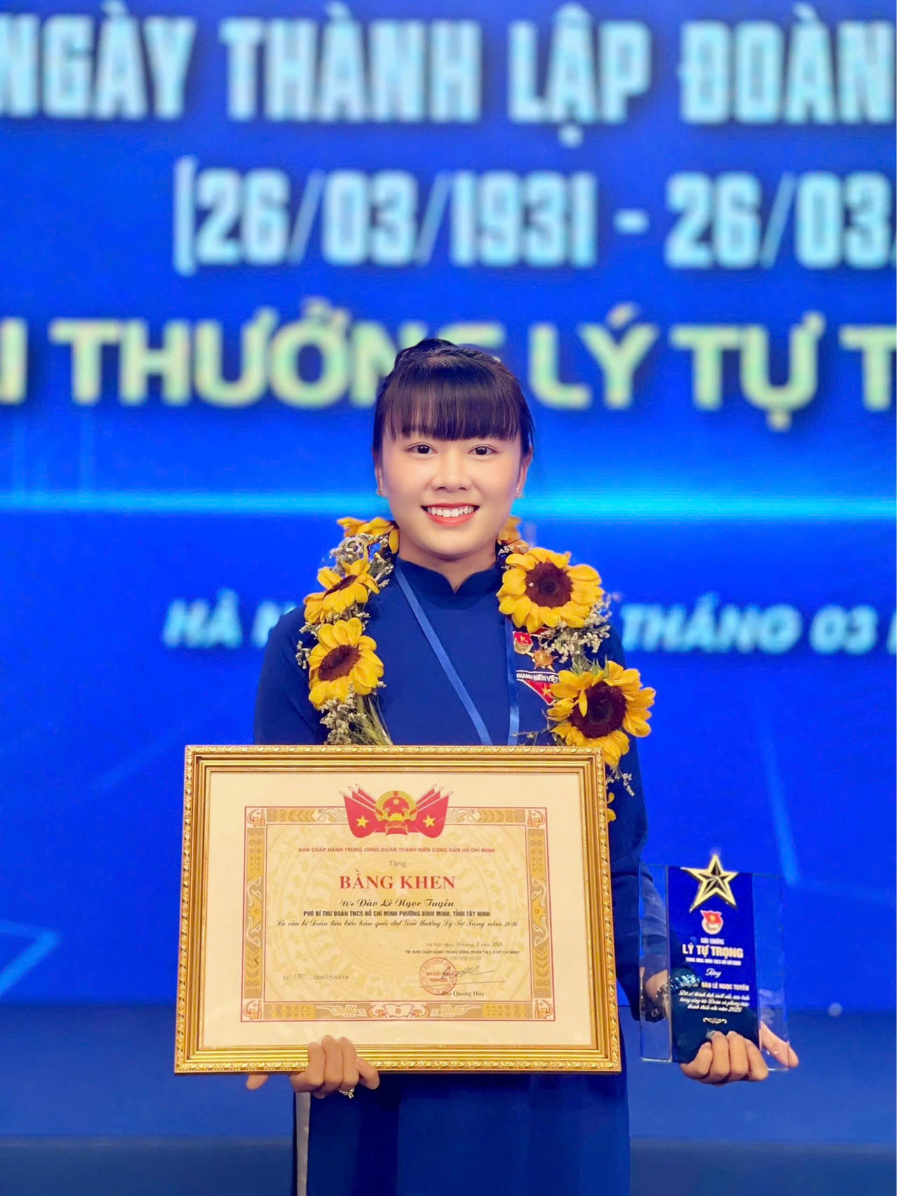 Ở tuổi 26, nữ Phó Bí thư Đoàn TNCS Hồ Chí Minh phường Bình Minh vẫn giữ cho mình nguồn năng lượng của tuổi trẻ cùng khát vọng cống hiến không ngừng nghỉ.