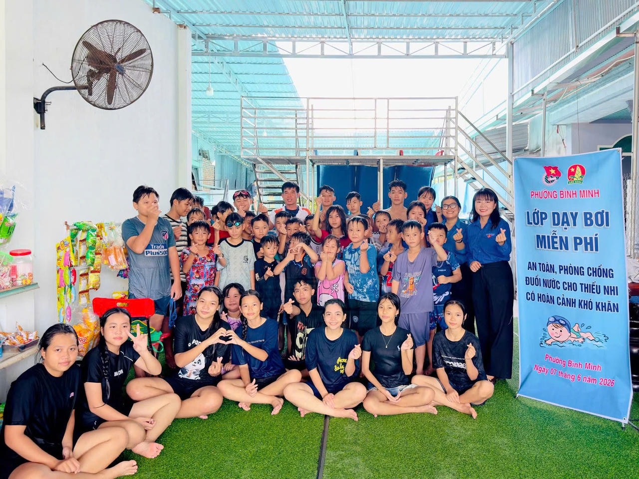 
Bài 1: Nữ cán bộ Đoàn luôn đau đáu với trẻ em Khmer 