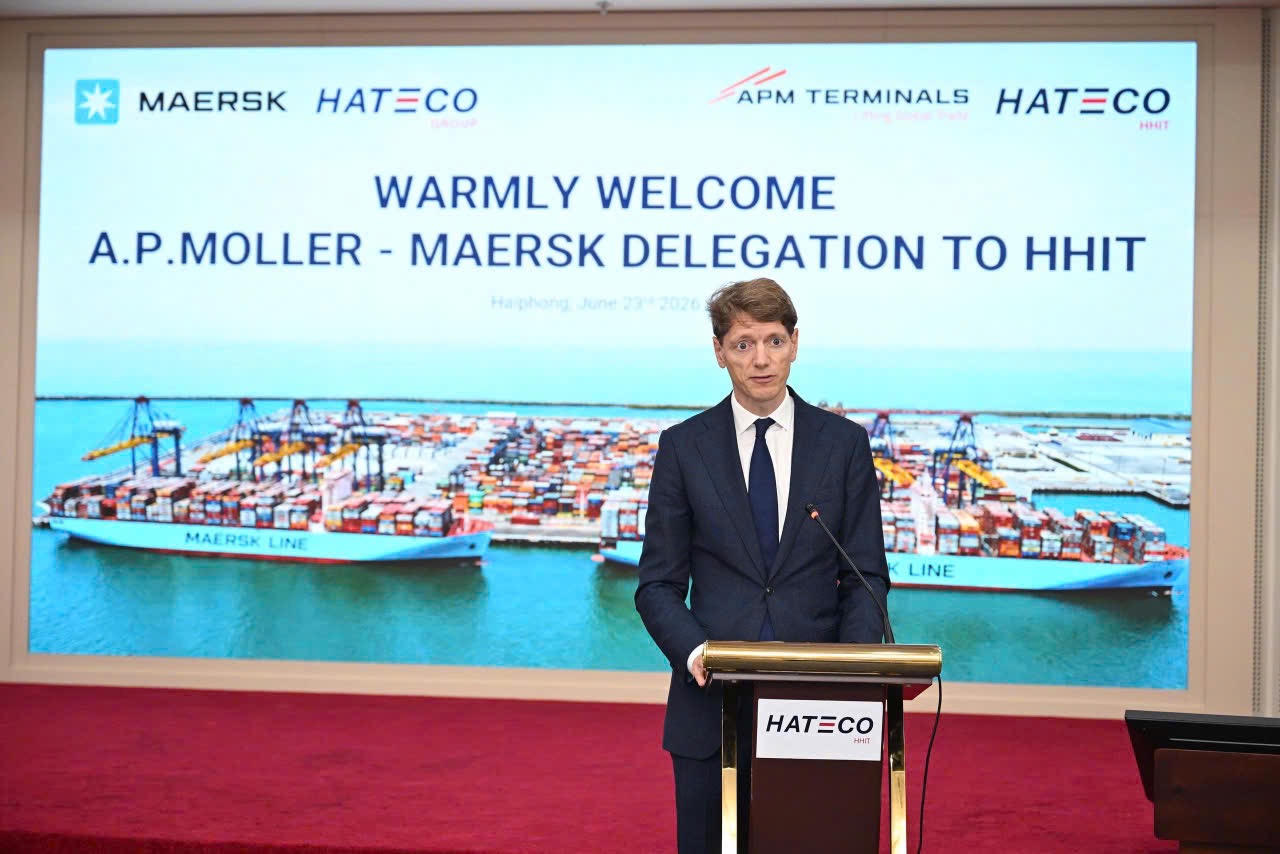 Chủ tịch HĐQT Tập đoàn A.P. Moller - Maersk bày tỏ sự vui mừng khi chứng kiến những bước phát triển mạnh mẽ trong quá trình hợp tác giữa hai bên.