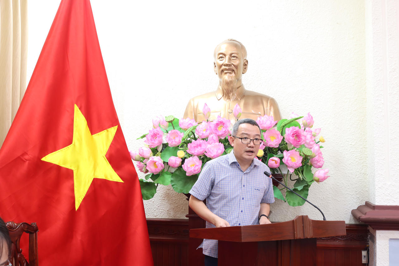 Đồng chí Hồ Quang Huy, Uỷ viên Ban chấp hành Đảng uỷ Bộ, Uỷ viên UBKT Đảng uỷ Bộ, Cục trưởng Cục Kiểm tra văn bản và tổ chức thi hành pháp luật quán triệt Chương trình hành động tại Hội nghị.