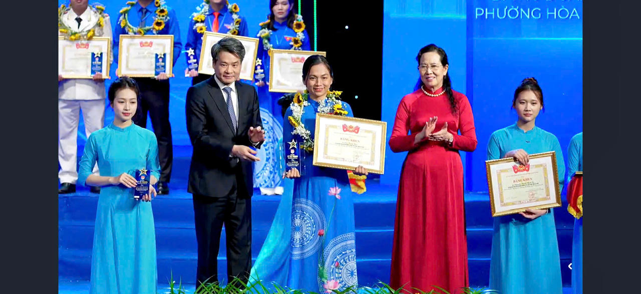 Năm 2025, Cao Hồng Thảo lọt vào danh sách 100 đại biểu đạt giải thưởng Lý Tự Trọng và là 1 trong 4 đại biểu của tỉnh Tây Ninh có vinh dự được trao giải thưởng.