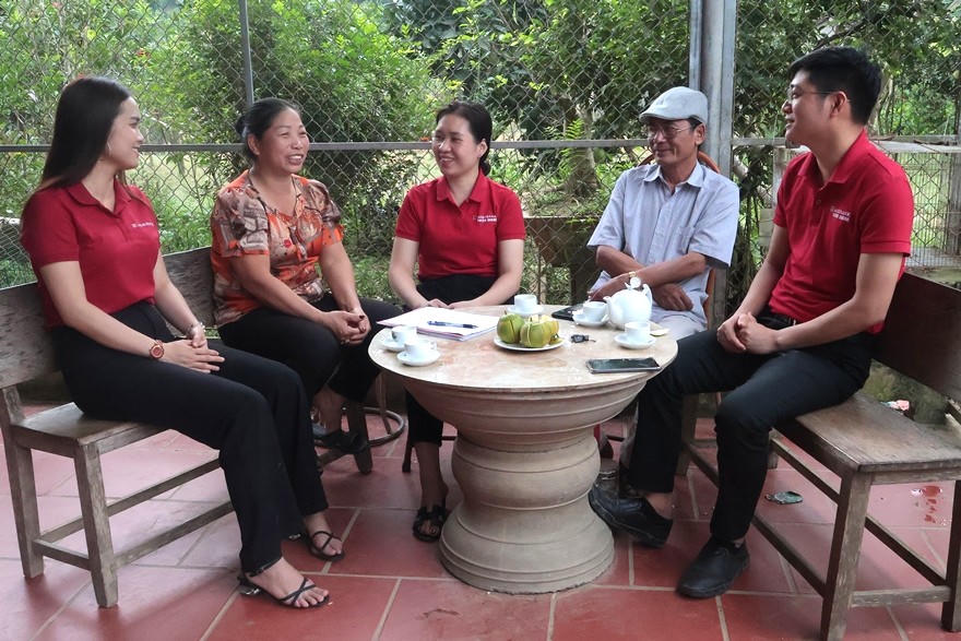Hình thức cho vay qua Tổ vay vốn của Agribank được triển khai dựa trên sự phối hợp chặt chẽ giữa ngân hàng và các tổ chức chính trị - xã hội tại địa phương.