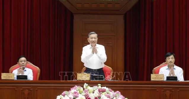 Tổng Bí thư, Chủ tịch nước Tô Lâm gặp mặt cán bộ quy hoạch diện Bộ Chính trị quản lý