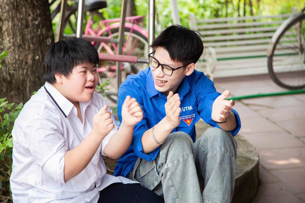 Đưa sinh viên chạm vào cuộc sống thật: Hành trình nuôi dưỡng những giá trị bên trong