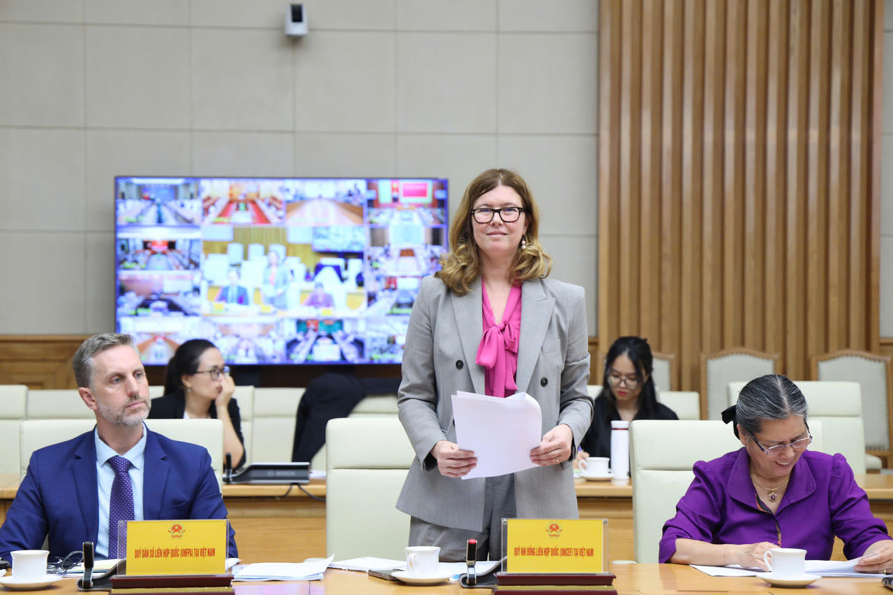 Tại hội nghị, từ góc độ quốc tế, bà Silvia Danailov, Trưởng Đại diện UNICEF tại Việt Nam khuyến nghị Việt Nam tiếp tục hoàn thiện khung pháp lý về trẻ em.