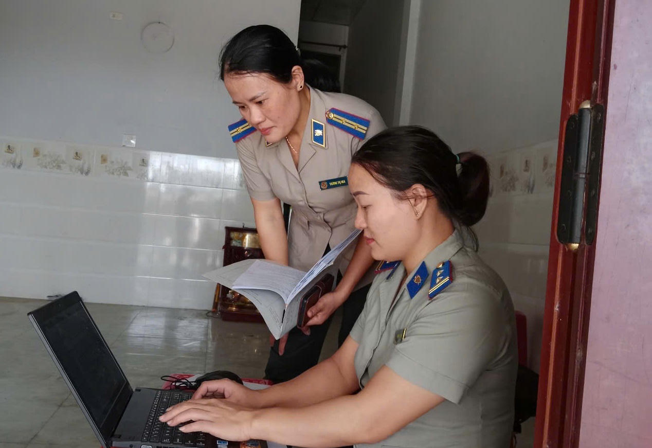 Nghề Thi hành án dân sự: Hãy để trái tim chạm tới trái tim
