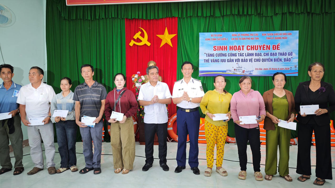 Tăng cường phối hợp chống khai thác IUU tại Quảng Ngãi