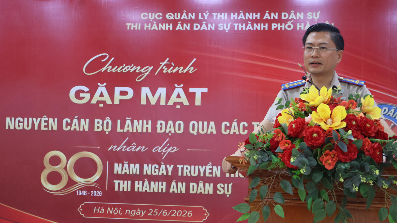 Bí thư Đảng ủy, Trưởng Thi hành án dân sự thành phố Hà Nội Phạm Văn Dũng&nbsp;trân trọng và biết ơn sâu sắc những cống hiến to lớn của các cán bộ lãnh đạo qua các thời kỳ.