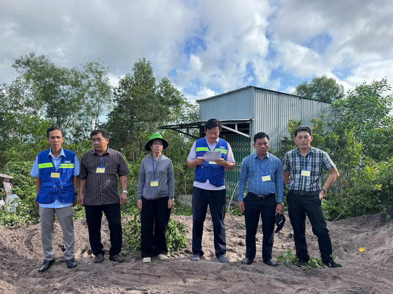 Cưỡng chế hàng loạt trường hợp lấn chiếm đất rừng, đất do doanh nghiệp quản lý