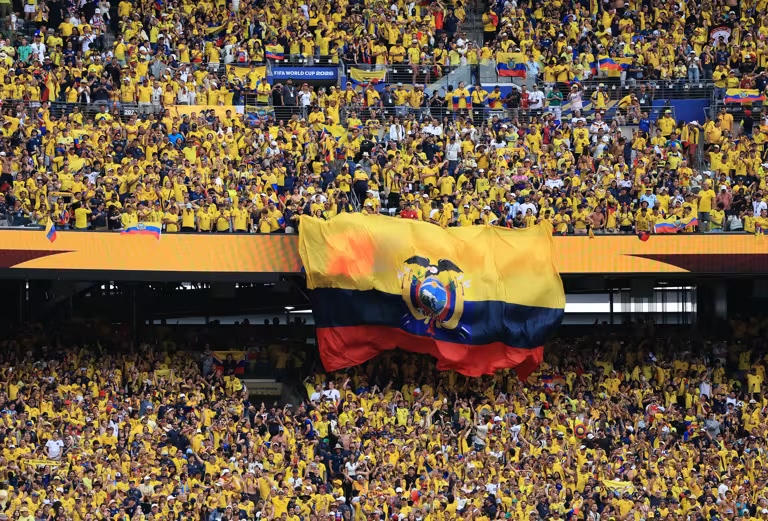 Ecuador gây địa chấn với trận thắng đội tuyển Đức