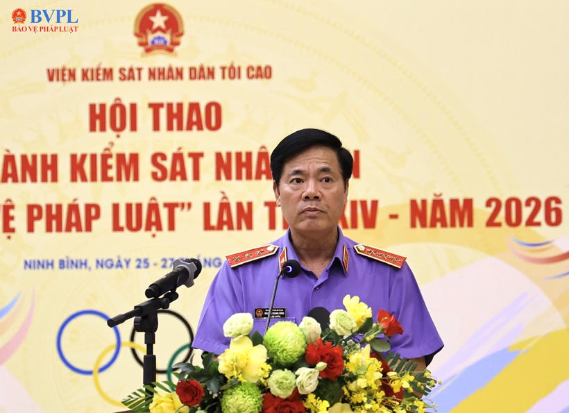  Đồng chí Nguyễn Quang Dũng, Ủy viên Ban Thường vụ Đảng ủy, Phó Viện trưởng VKSND tối cao, Chủ tịch Hội đồng Văn hóa - Thể thao ngành KSND phát biểu khai mạc Hội thao.