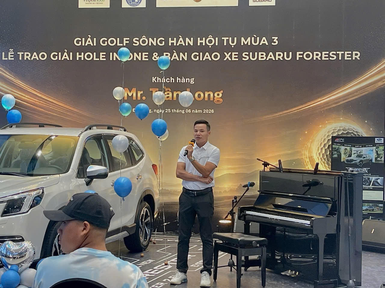 Ông Dương Bá Trí - Đại diện Hội Golf Đà Nẵng phát biểu.