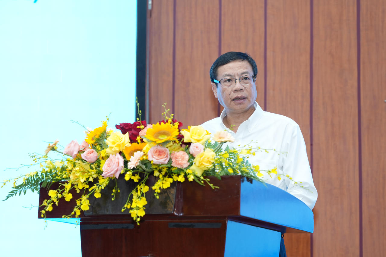 Thứ trưởng Bộ KH&CN Lê Xuân Định phát biểu tại Hội thảo Tổng kết.