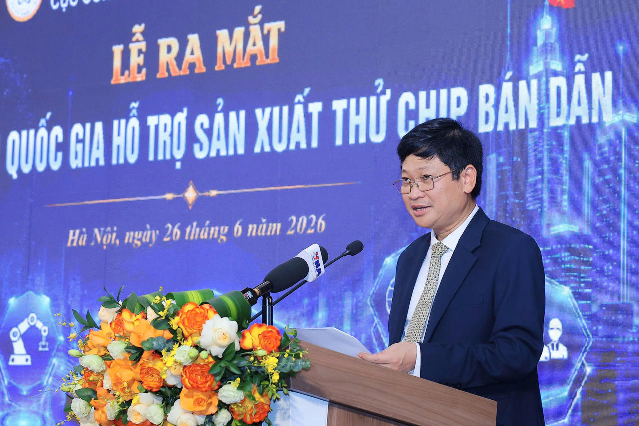 Cục trưởng Cục Công nghiệp công nghệ thông tin Nguyễn Khắc Lịch phát biểu khai mạc tại lễ ra mắt.